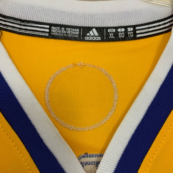 Stephen Curry Golden State Warriors Jersey - Picture 5 of 6